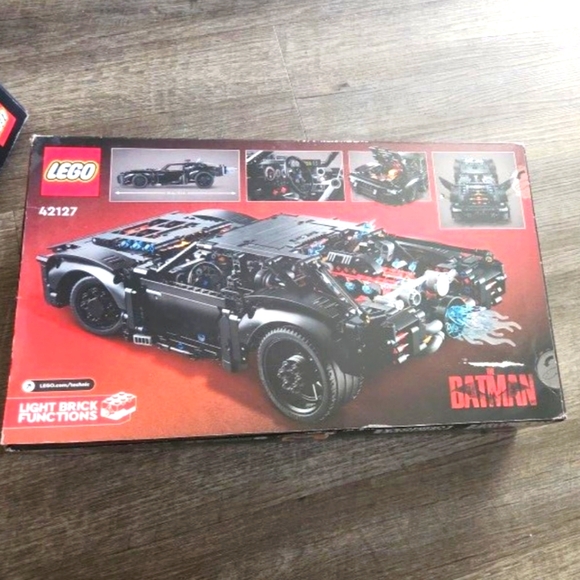 LEGO - Picture 2 of 7